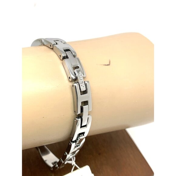 Timex Women's Watch TW2T58000 Quartz Gemmed Silver Dial Stainless Steel 23mm - Picture 10 of 14